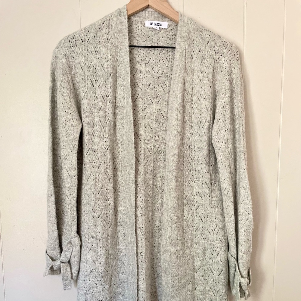 BB Dakota grey cardigan sweater